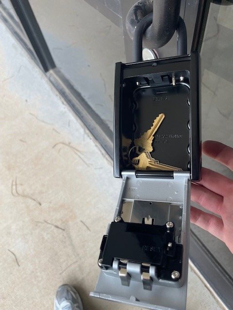 Key lockbox open